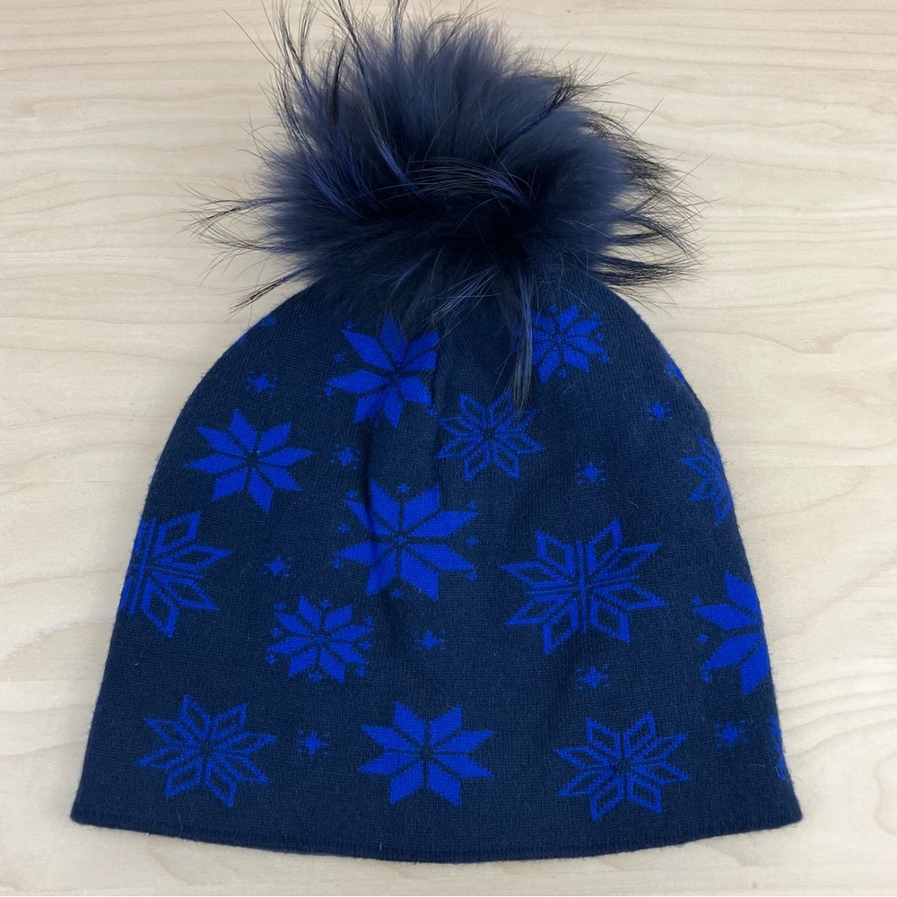 Bula Women’s Ski Beanie Hat Blue Snowflake Pattern Pom Winter Hat